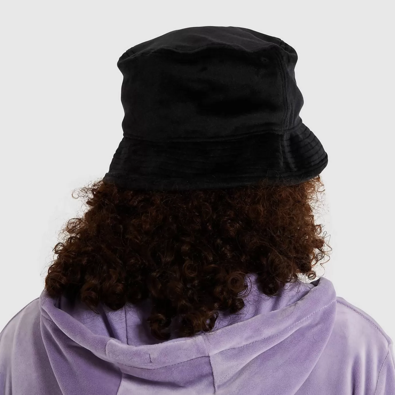 Ellesse Festival Looks-Eliza Bucket Hat Black