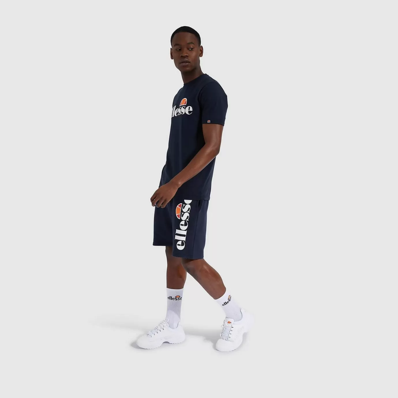 Ellesse Shorts-Men's Bossini Fleece Shorts Navy