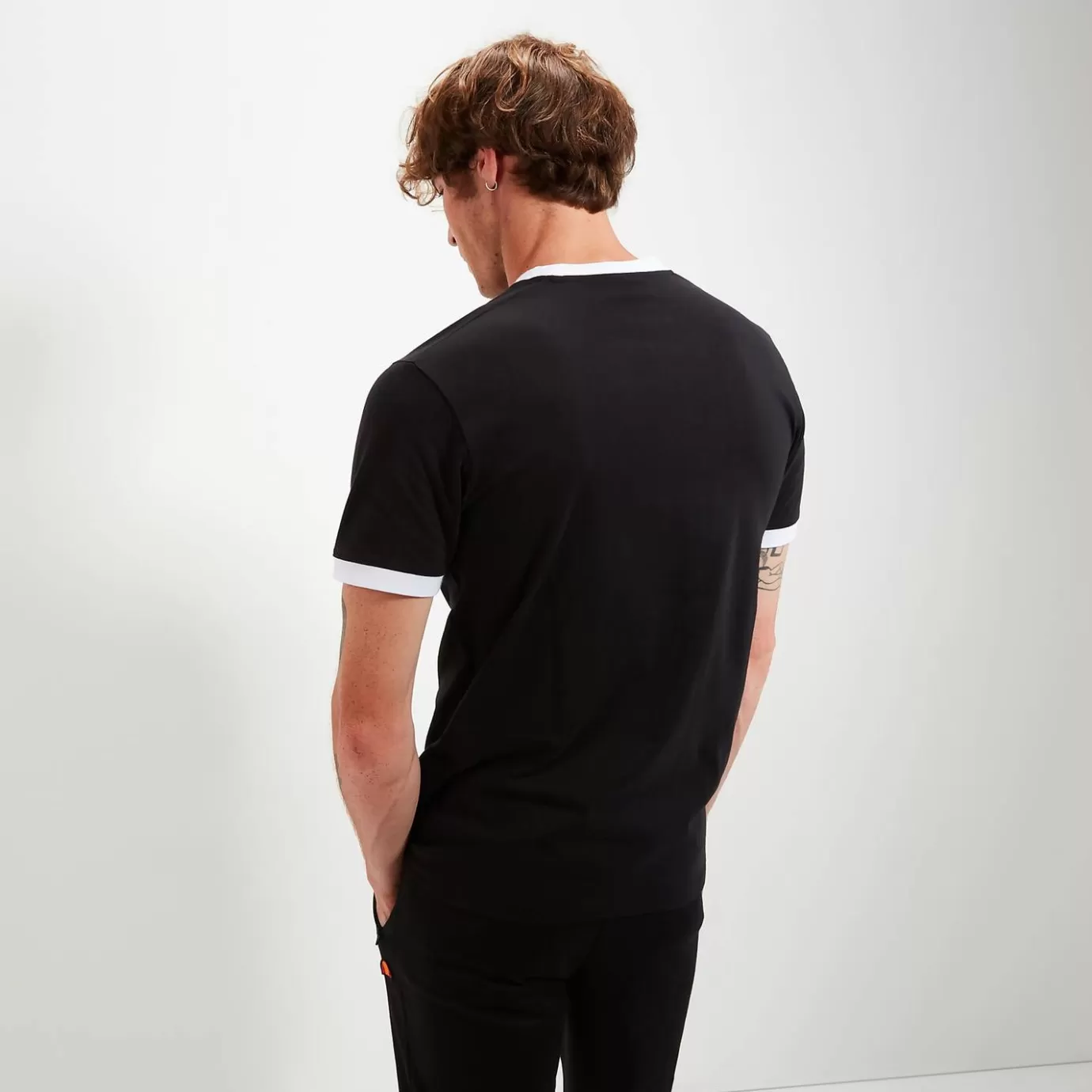 Ellesse T-shirts | All Clothing-Men's Meduno Tee Black