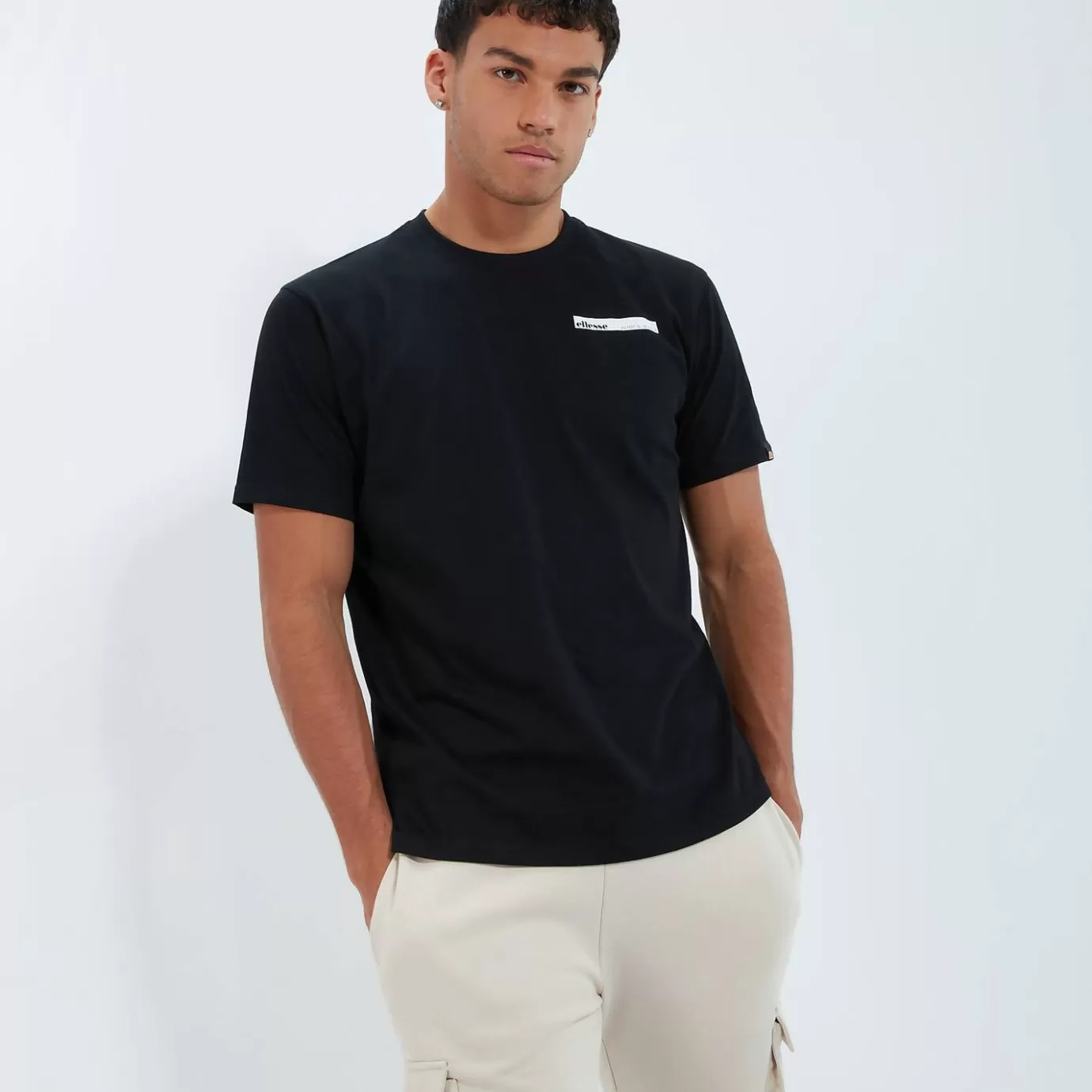 Ellesse T-shirts-Men's Meta Tee Black