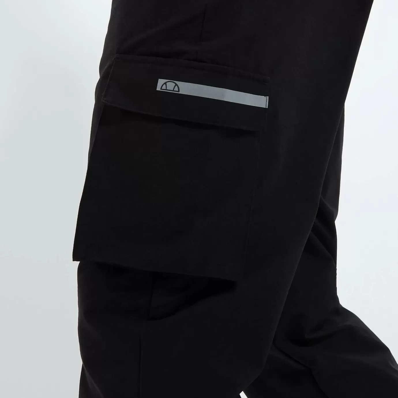 Ellesse Joggers | All Clothing-Men's Naos Cargo Pant Black