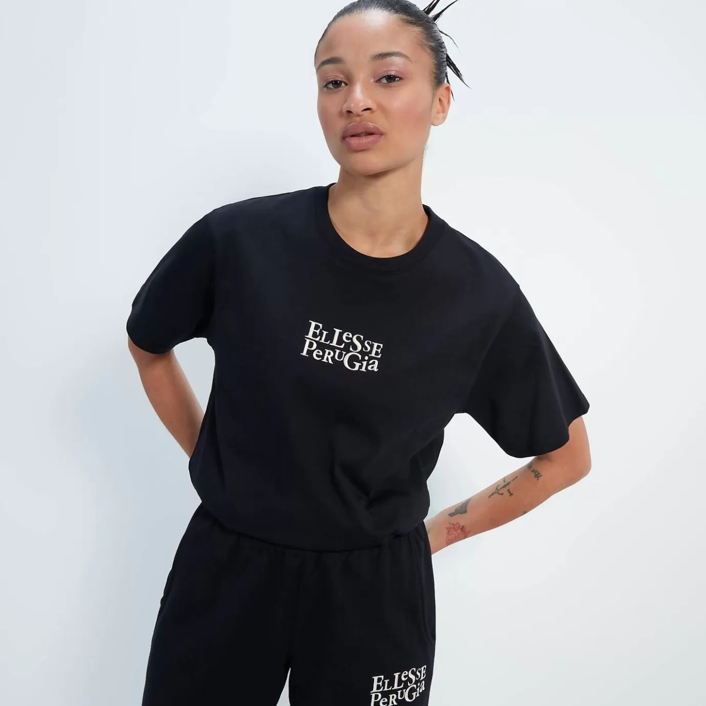 Ellesse Sartoria | Tops-Women's Lorendana Tee Black